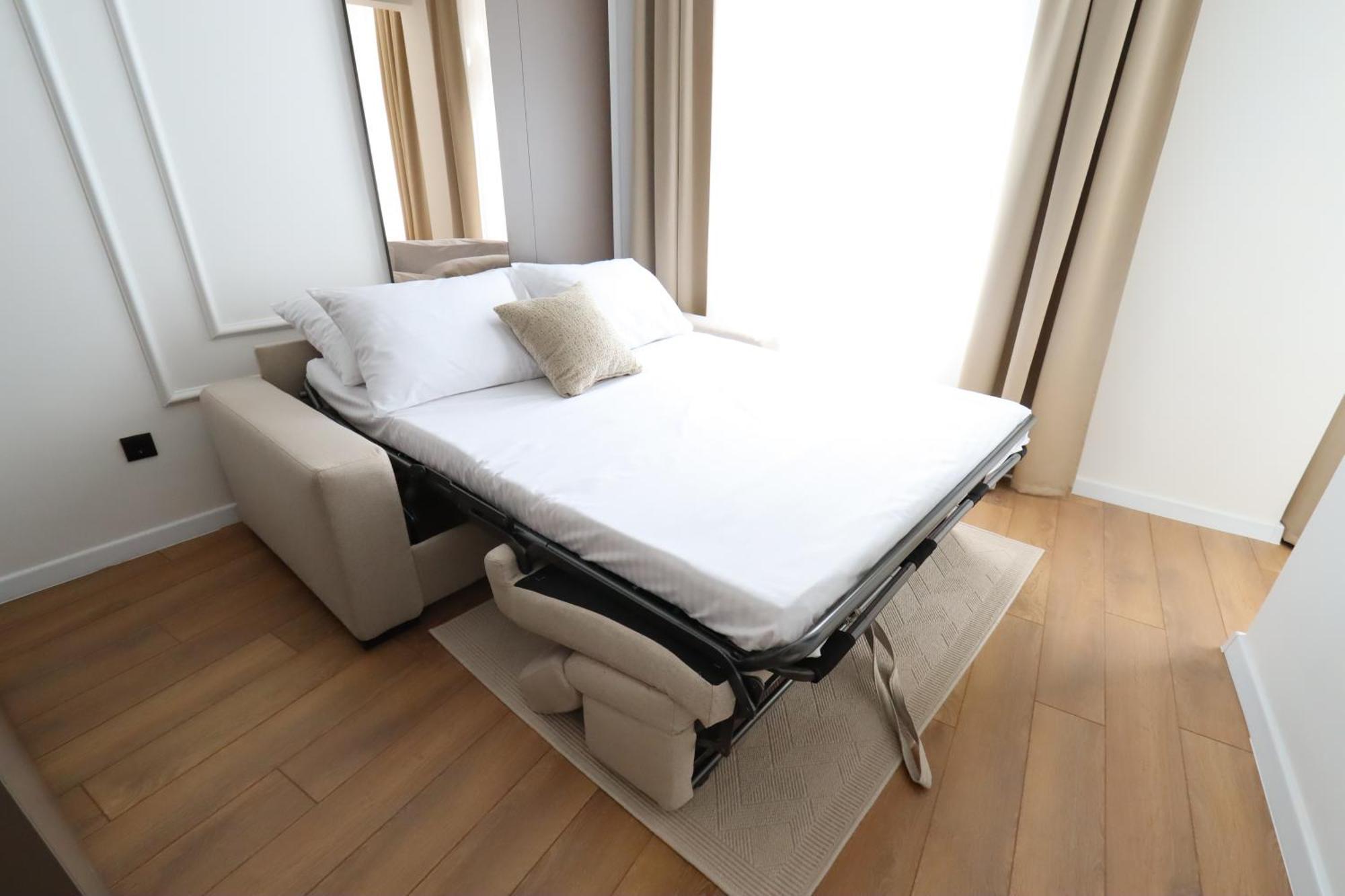 Din Luxury * Sarajevo