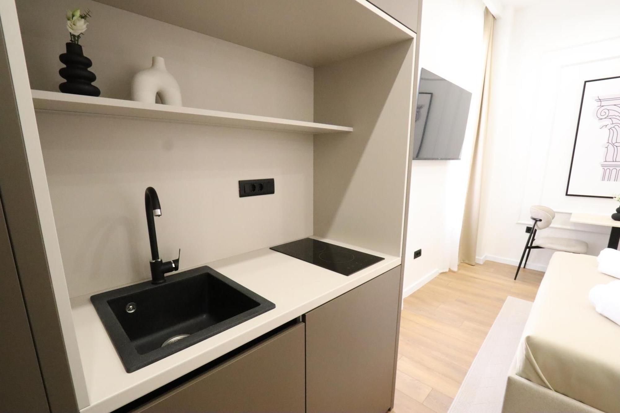 Din Luxury * Sarajevo