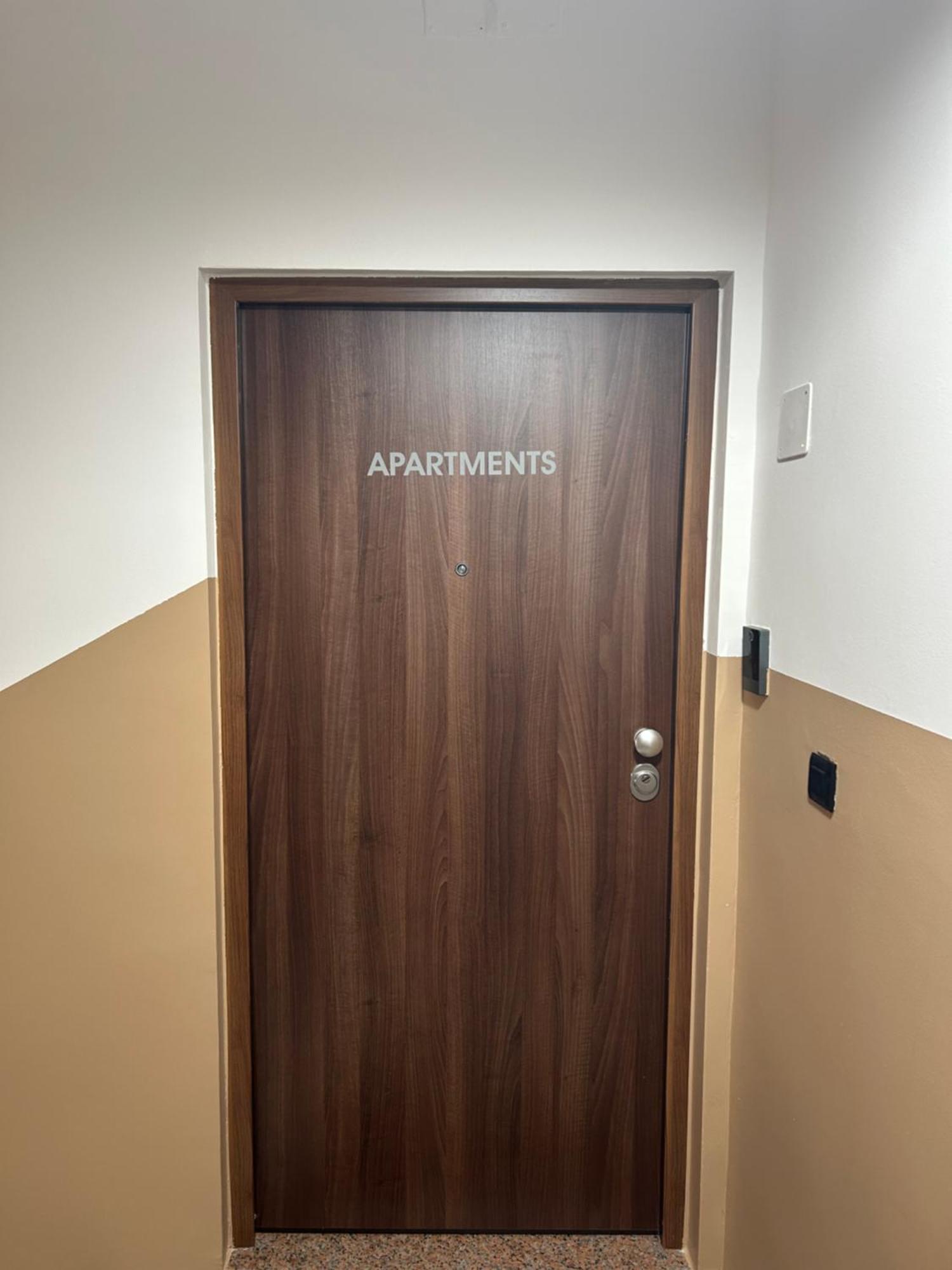 Apartment Din Luxury *